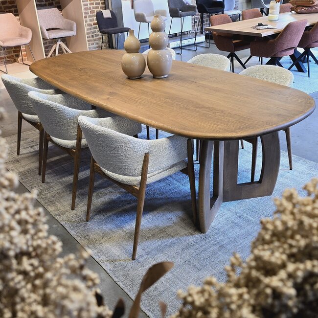 Hippe stoelen Eettafel Loutro