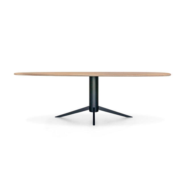 Hippestoelen  Eettafel Amari