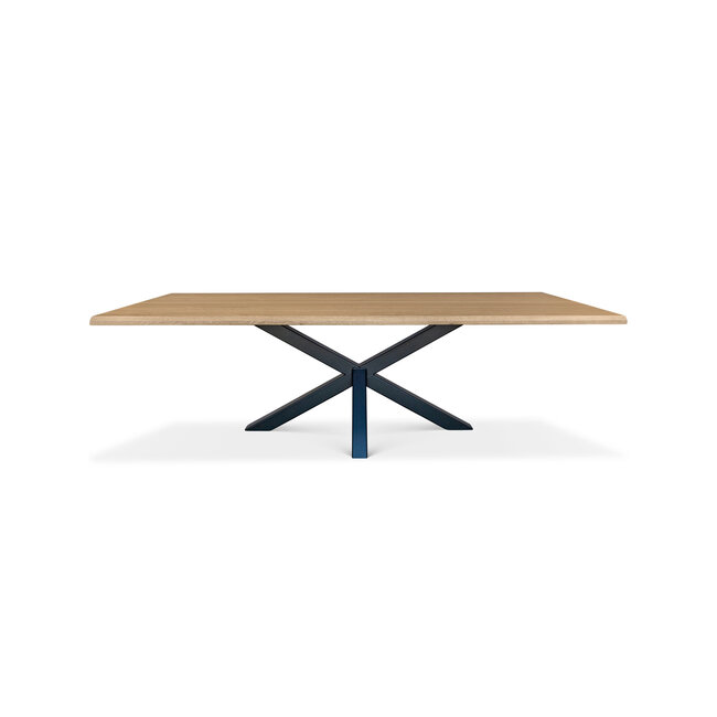 Hippestoelen  Eettafel Komos