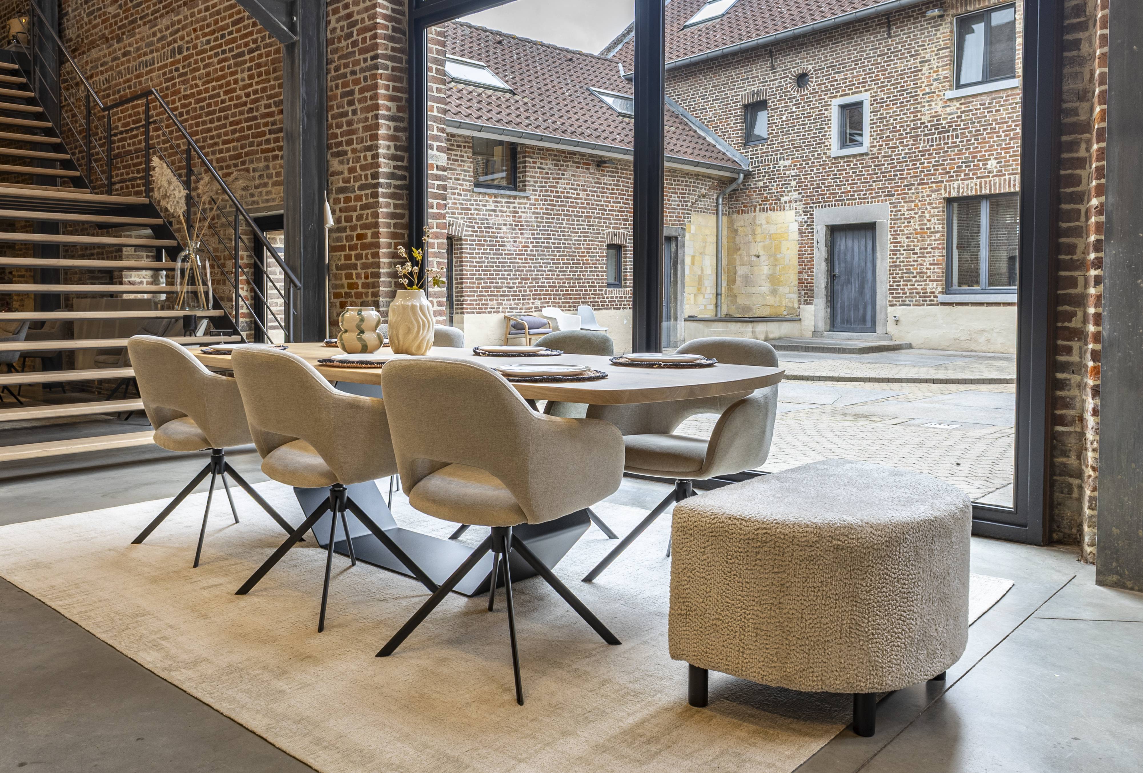 Ontdek onze HIPPE tafels