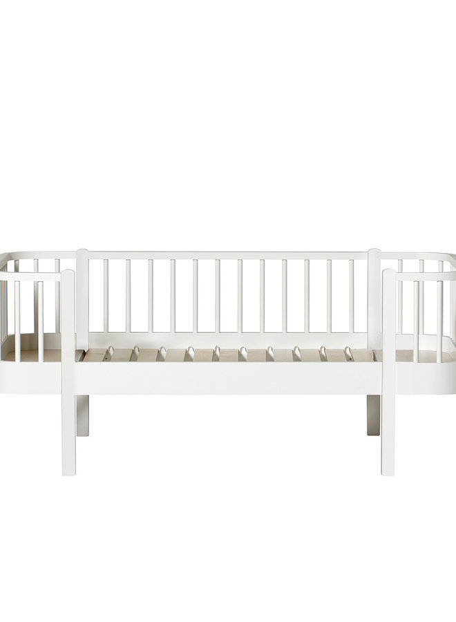 Oliver Furniture Wood original junior daybed white