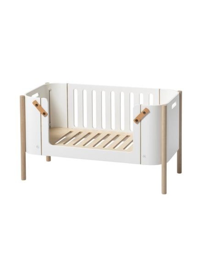 Oliver Furniture - Wood Co-Sleeper incl. bench conversion white/oak