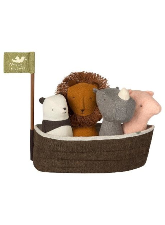 Maileg Noah's ark with 4 rattles