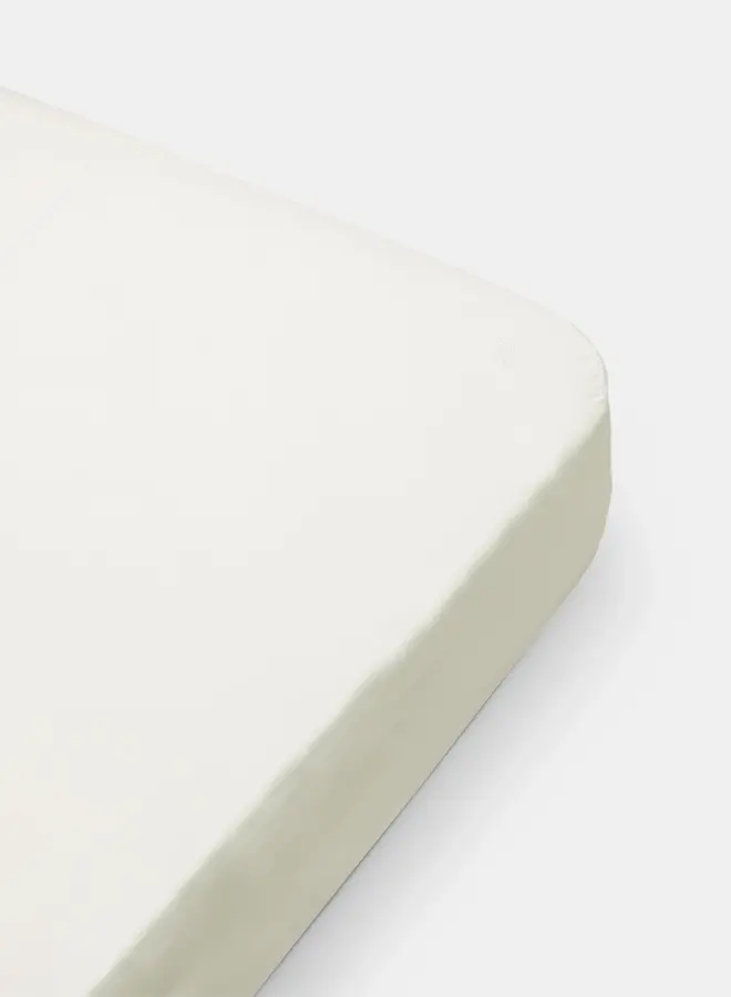 Dear April Bea fitted junior sheet 68x162, Pure Nature