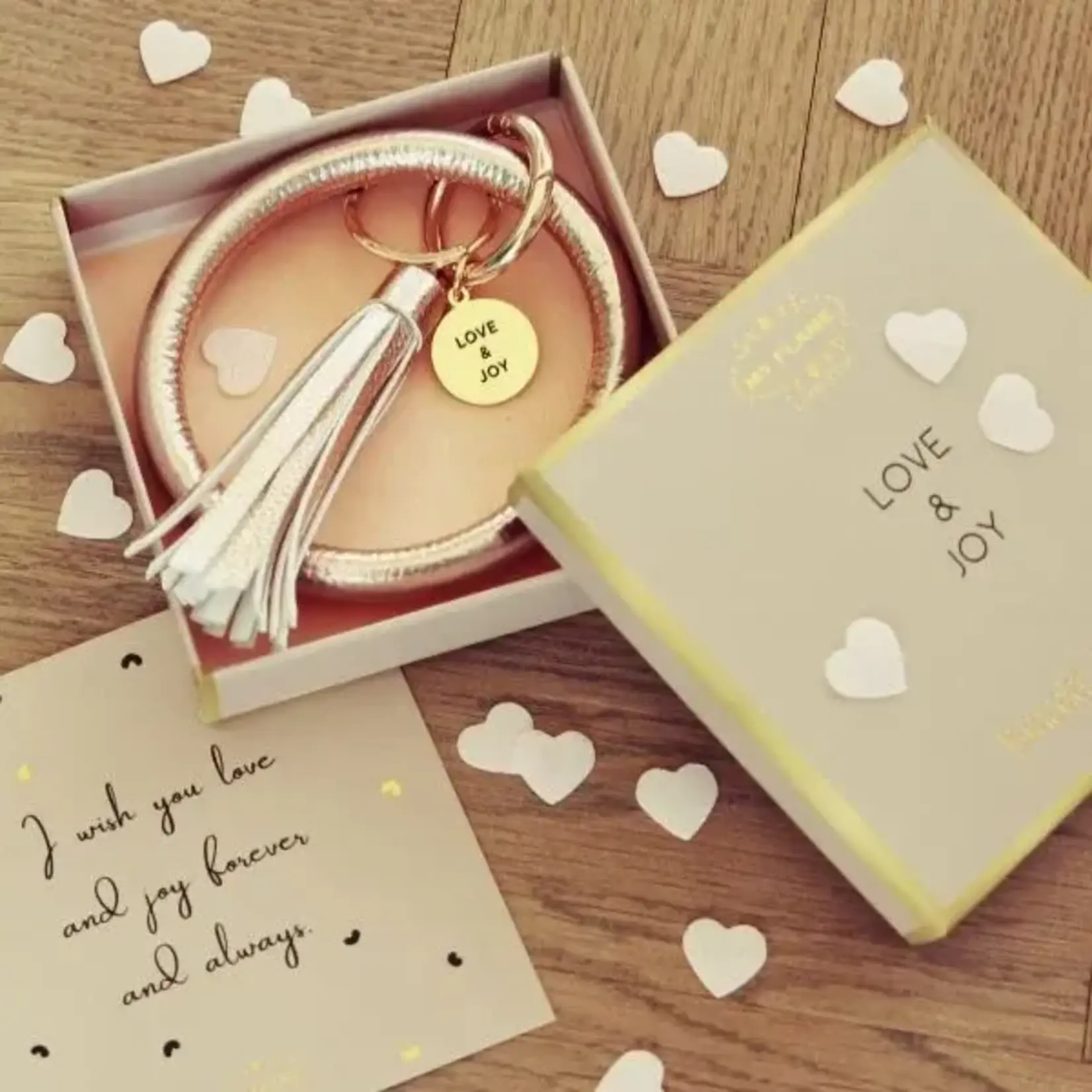 Sleutelhanger in doosje - Love & Joy - Rosé goud