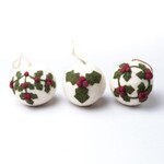 Hanger Kerstbal Holly Berry - Wolvilt - Wit - (L) Ø7,5cm