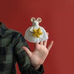 Vingerpopje Muis met Ster - Vilt - Wit - 10cm