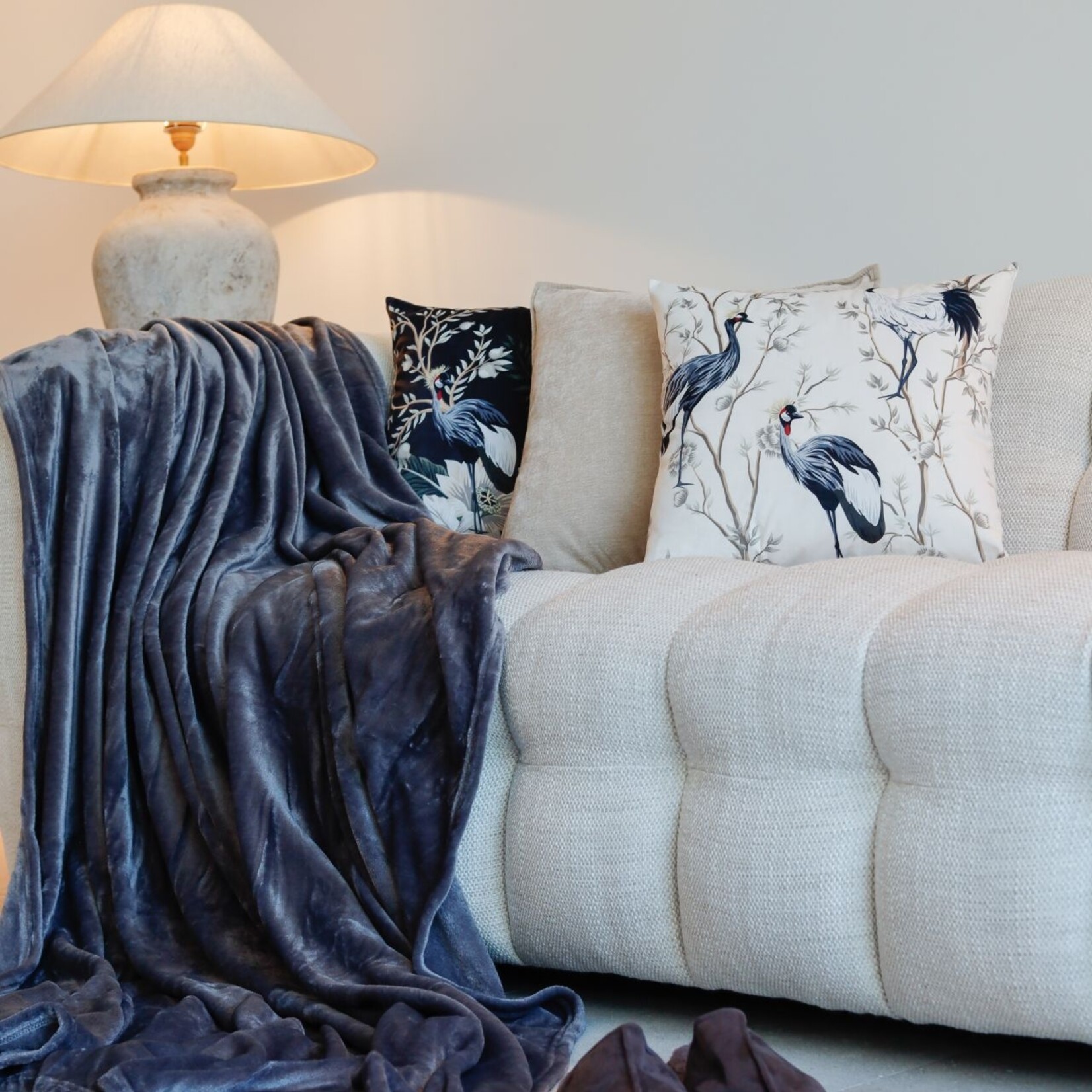 Kussen CRANES in blooming forest - Polyester - 43x43cm