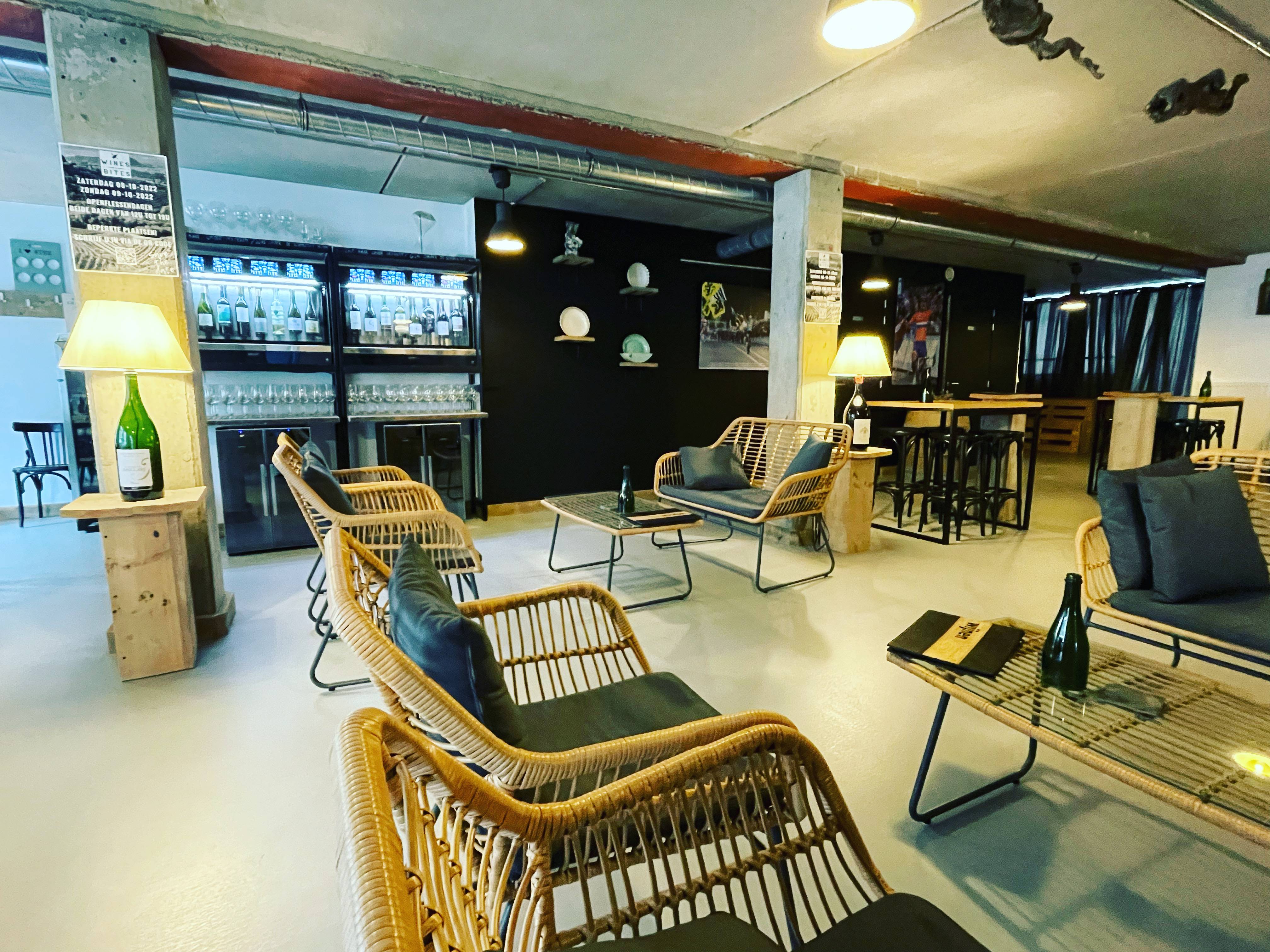 ONZE WIJNBAR