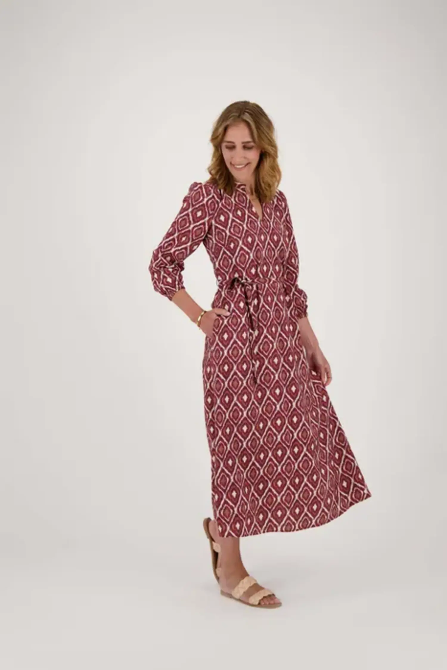 maxi jurk met ikat print zand roodbruin FAVORITES