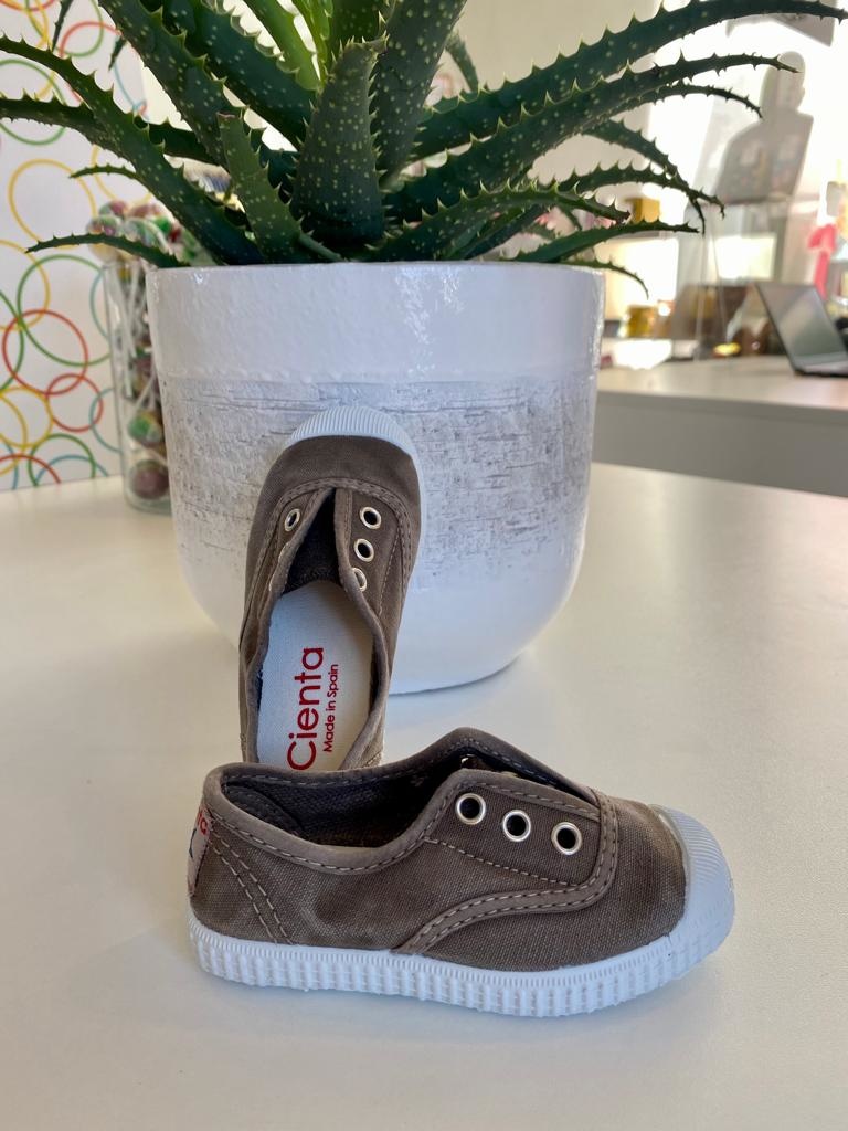 Cienta : Sneaker Nogal - Kinderkleding Kamelie