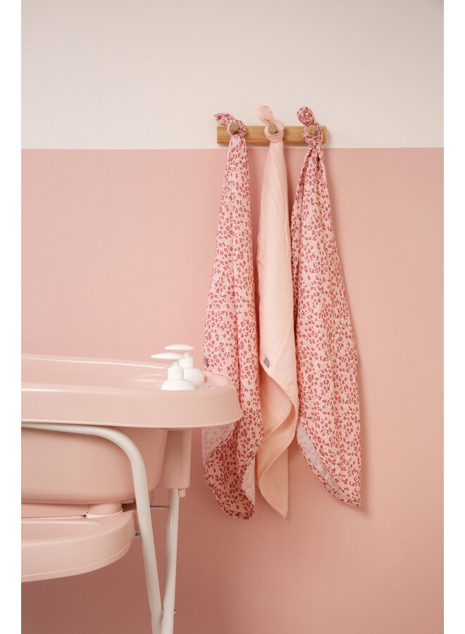 Muslin towel 70x70 cm 3 pcs. Leopard Pink