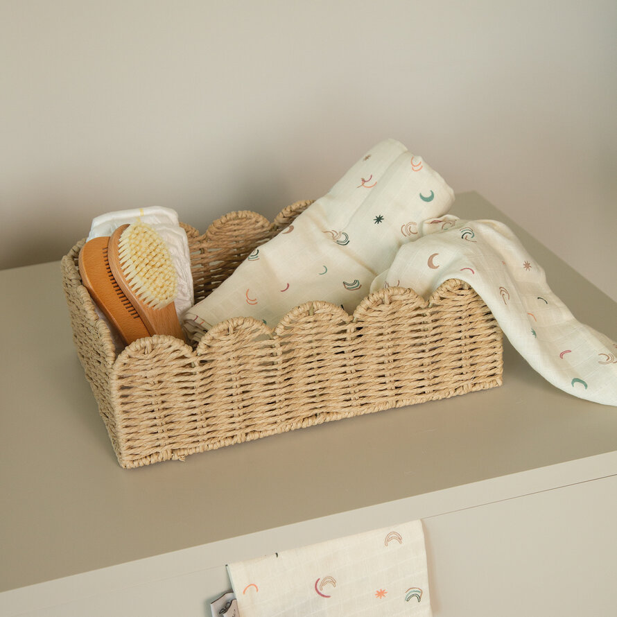 Dresser basket woven