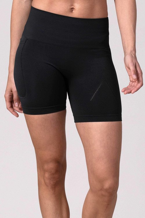 Short AMARANTE Jet Black AMARANTE Short AMARANTE Jet Black