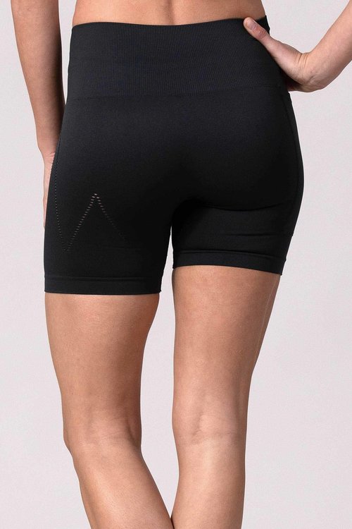 Short AMARANTE Jet Black AMARANTE Short AMARANTE Jet Black