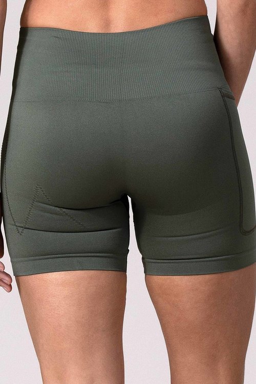 AMARANTE Short AMARANTE Dusty Green