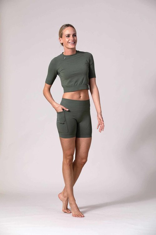 AMARANTE Cropped shirt AMARANTE Dusty Green