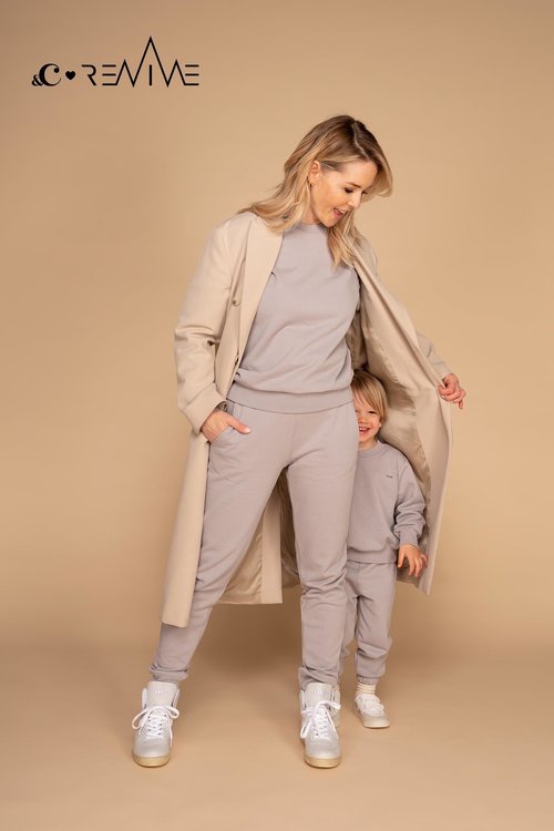 Long Length Jogging Pants &C x REVIVE Light Grey &C x REVIVE Long Length Jogging Pants &C x REVIVE Light Grey