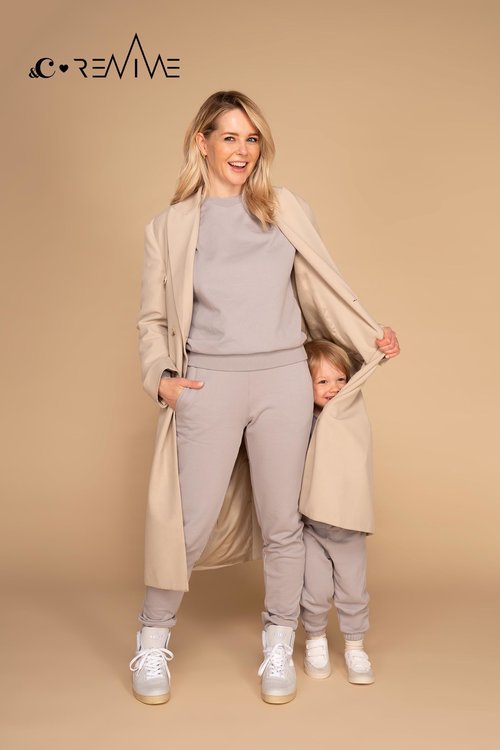 Long sweater &C x REVIVE Light Grey &C x REVIVE Long sweater &C x REVIVE Light Grey