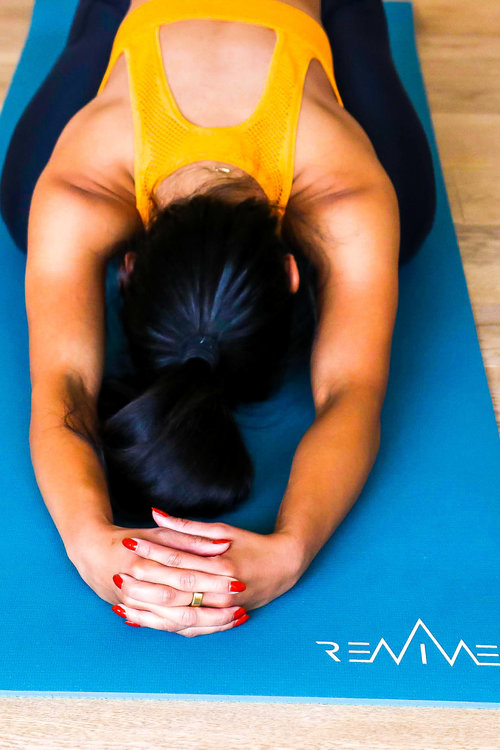 Yogamat SUPREME - zwart REVIVE Performance Lifestyle Yogamat SUPREME - zwart