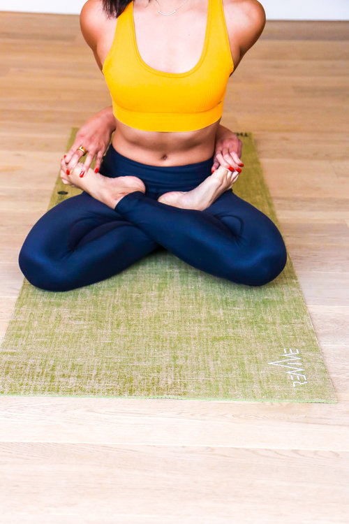 REVIVE Performance Lifestyle Yoga mat NATURE - coffee