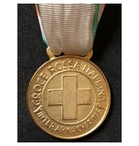 Italiaanse rode kruis medaille goud