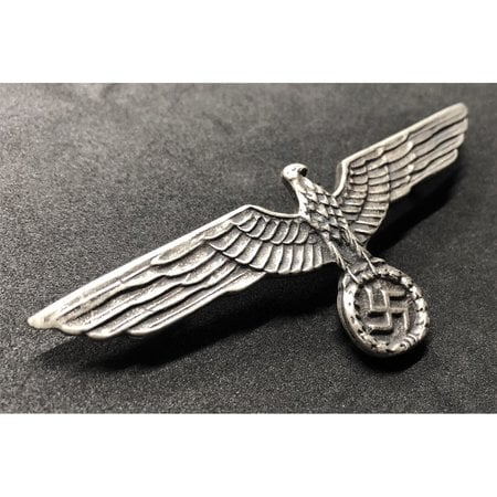 Wehrmacht eagle chest badge
