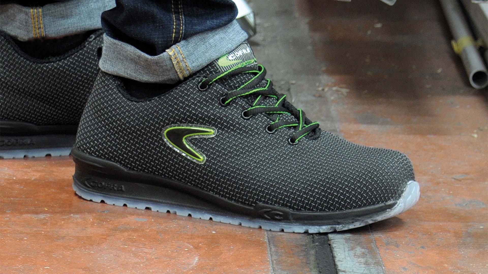 Zweetvoeten in werkschoenen hoe voorkom je ze Mallegrom