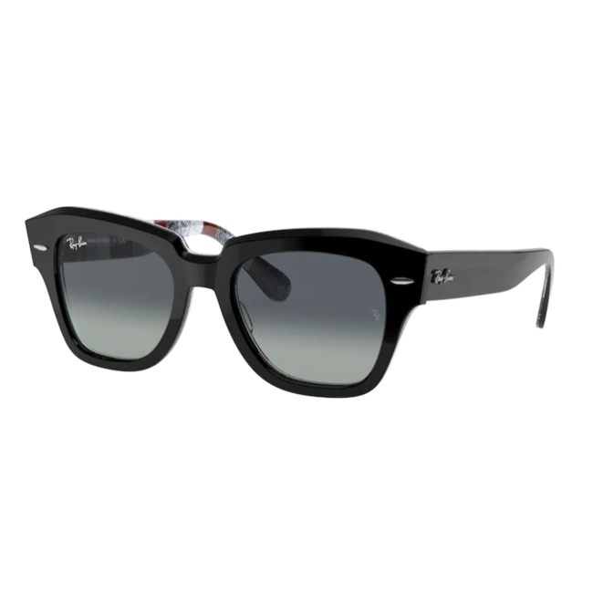 Ray-Ban Ray-Ban State Street RB2186 13183A Black on Chevron Grey