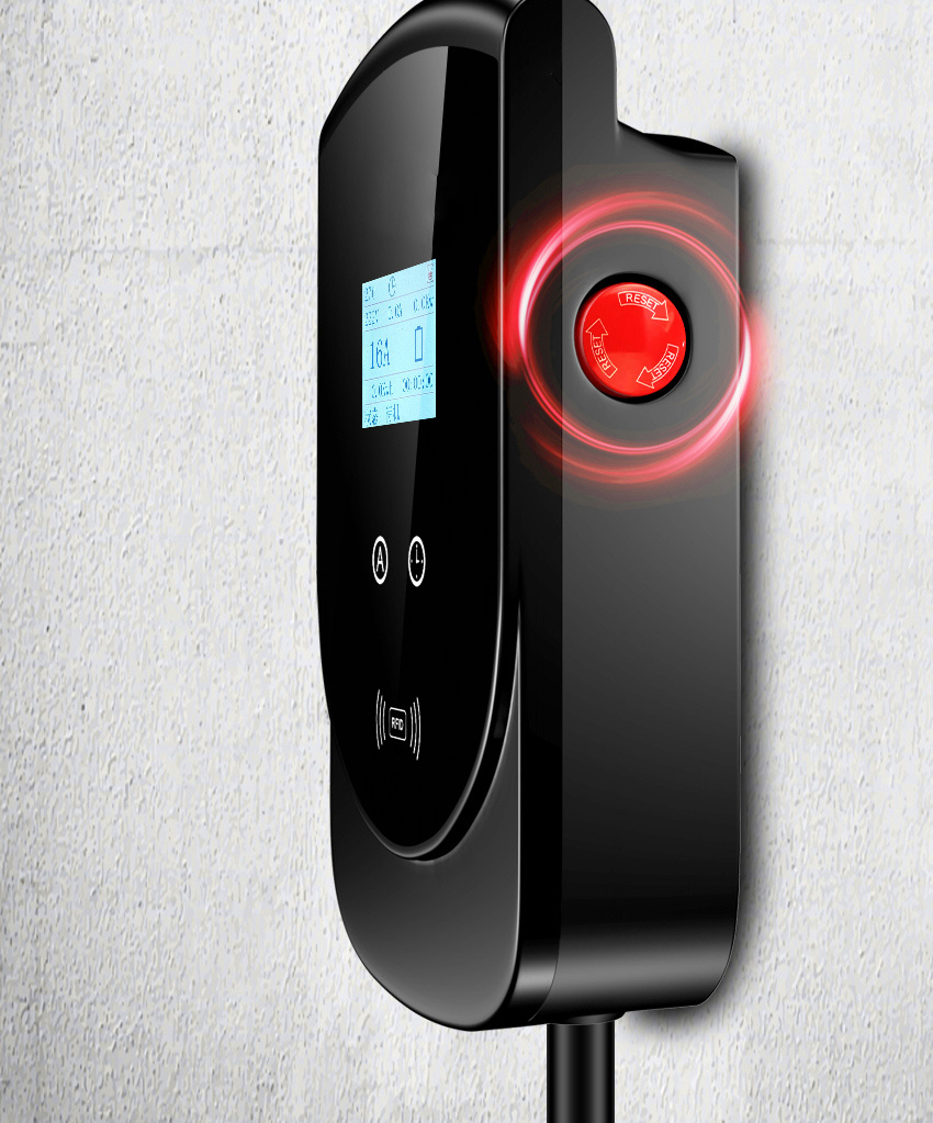 Fisher 7.4 kW - type 2 - phase 1 - 32A - RFID - Outlet