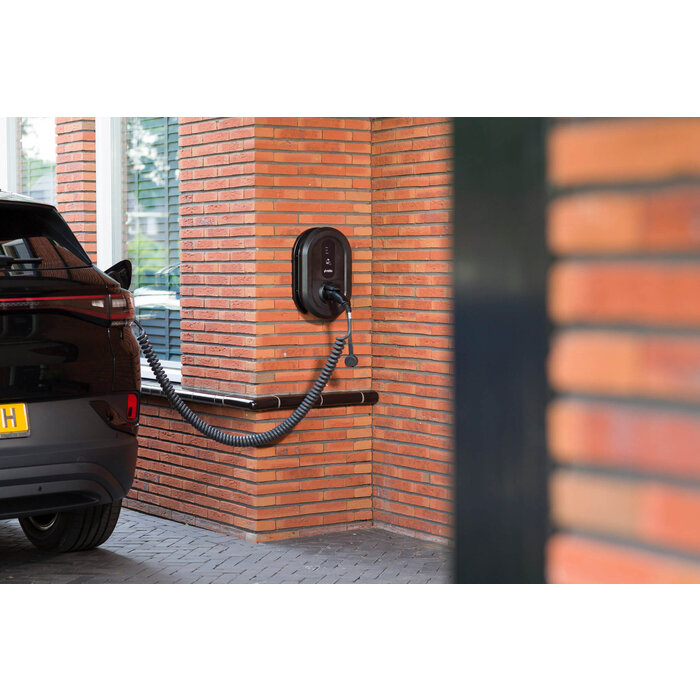 Ratio Electric Ratio io6 22 kW - triphasé - 32A - Type 2 - prise - borne de recharge