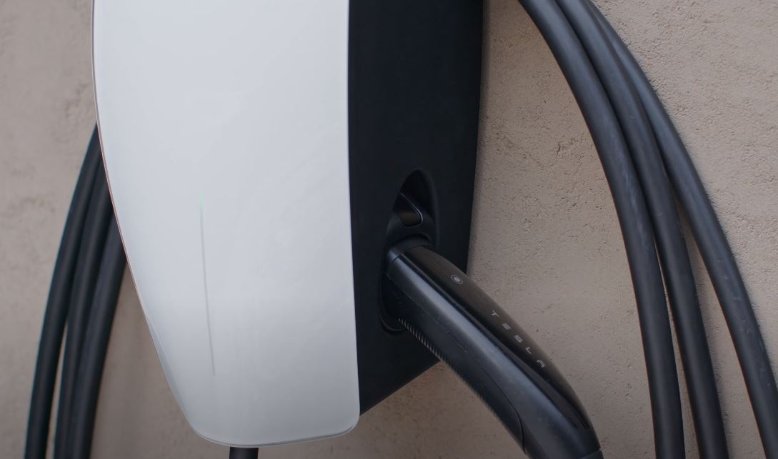 Tesla Wall Connector, Type 2, Compatible with All EVs