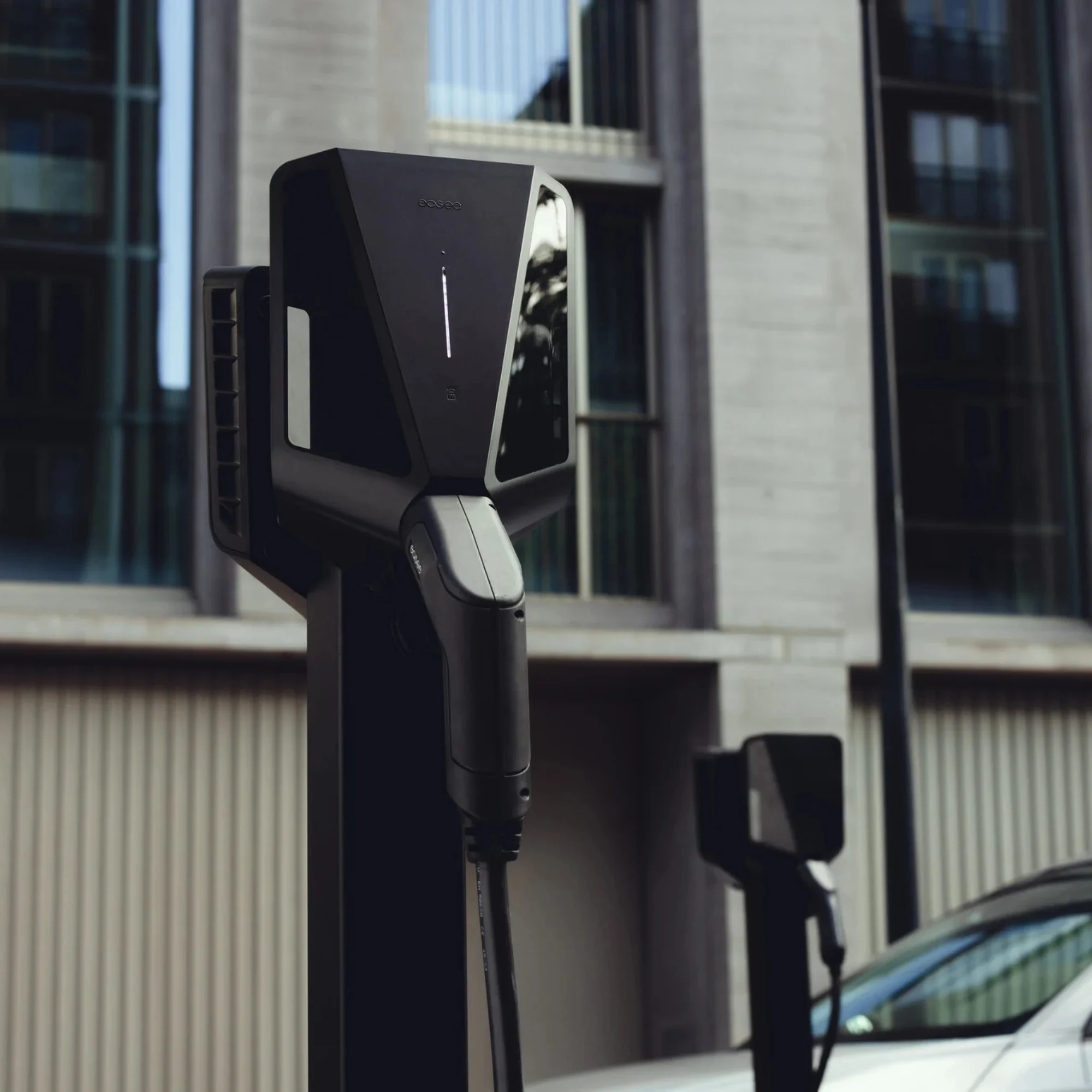Easee Easee Charge Pro 22 kW + Equalizer -Typ 2 - Steckdose - Wallbox