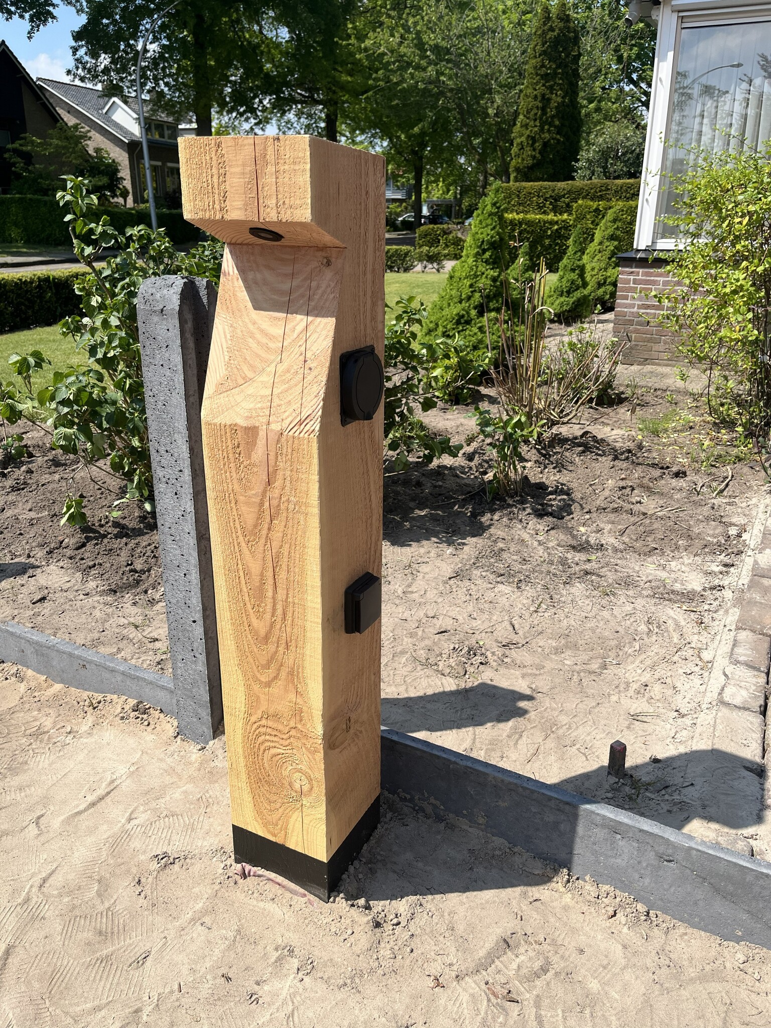 LDY Invisible EV Charger - Electric car plug - 22 kW - Type 2