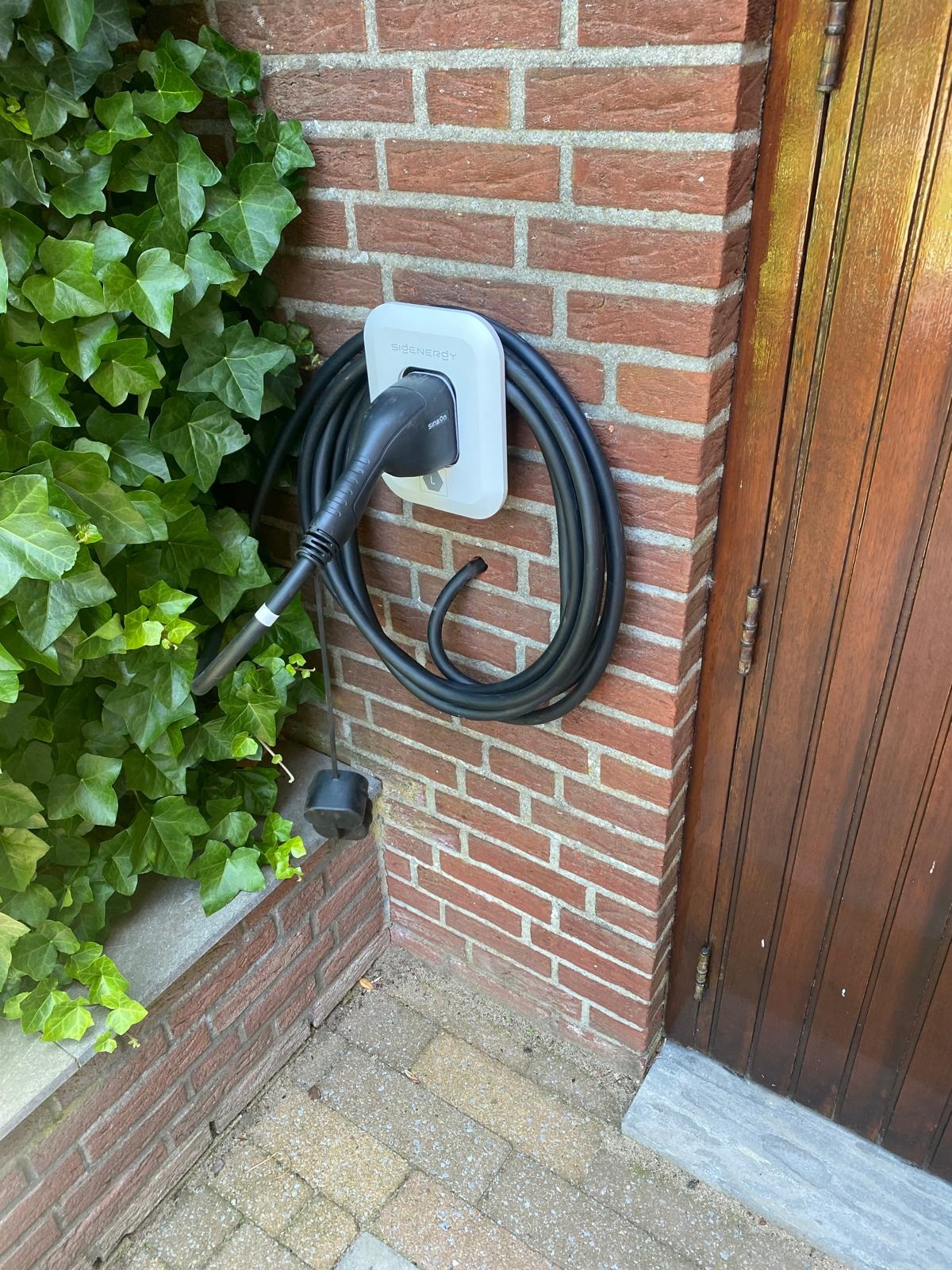 Bidirectionnelle - Borne de recharge CC - 12,5 kW - Connecteur CCS2