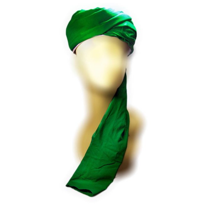 Turban in green cloth binding