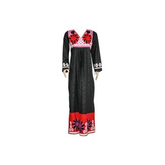 Embroidered Arab Dress in Black