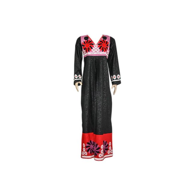 Arab Jilbab kaftan in black with colorful embroidery