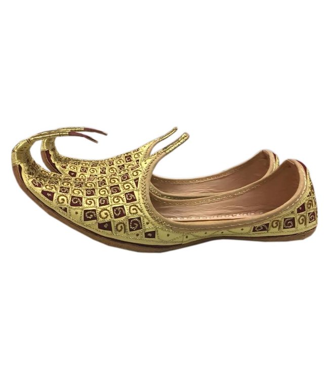 amazon khussa shoes
