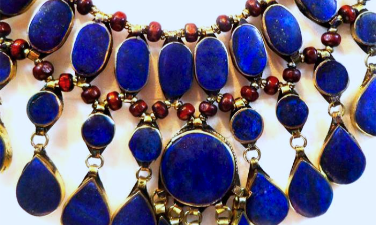 Tribal - Necklaces with Lapislazuli