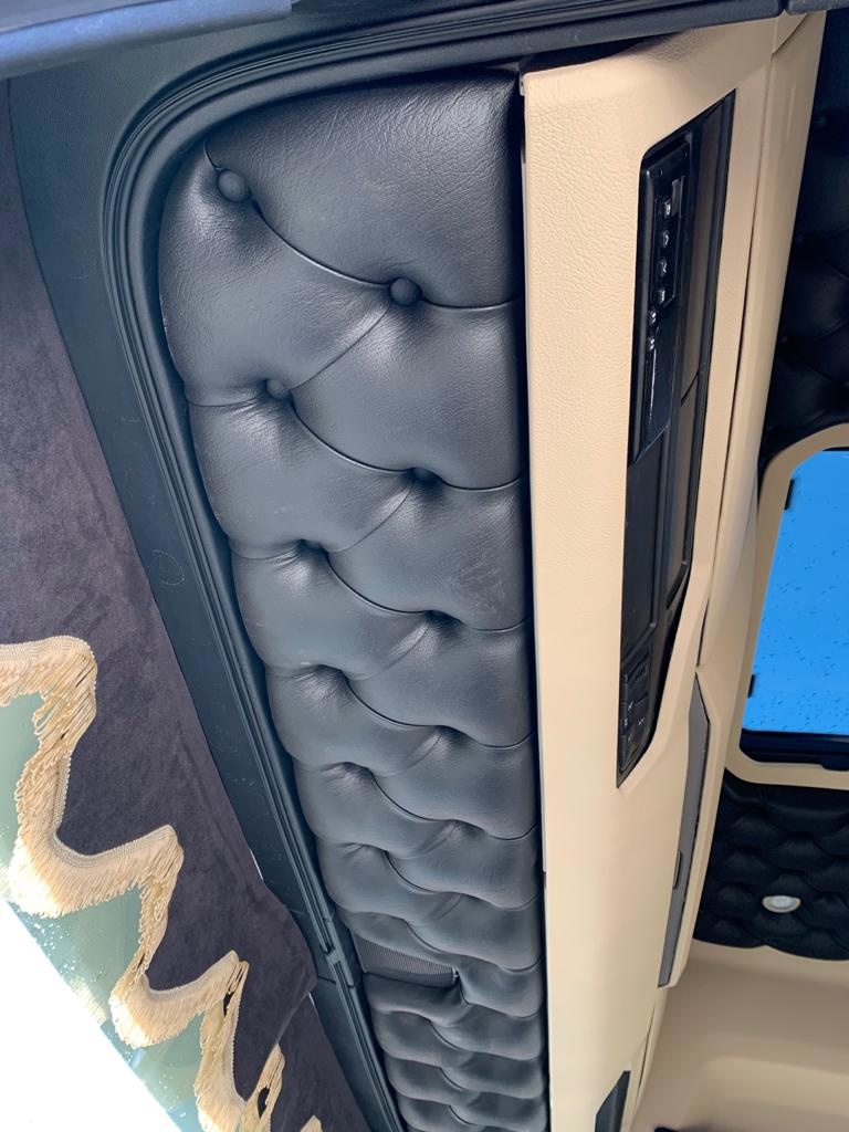 Bodenplätte für Schrank