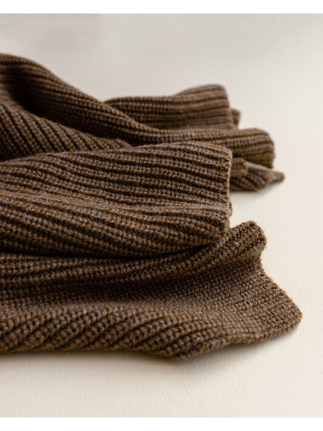 Hvid Rib blanket Blanka - walnut