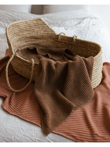 Hvid Rib blanket Blanka - walnut