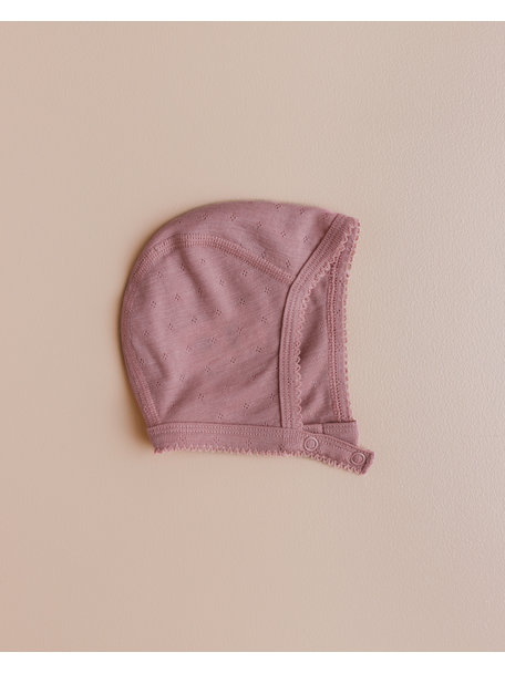 Unaduna Bonnet with press stud pointelle wool/silk - cameo rose