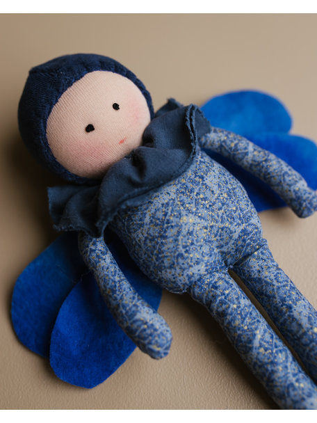 Studio Escargot Little dragonfly doll (limited edition) - blue