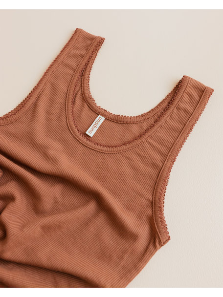 Unaduna Singlet tiny rib wool - sienna clay