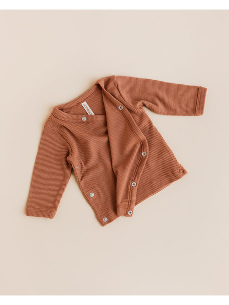 Unaduna Baby wrap-around cardigan wool - sienna clay