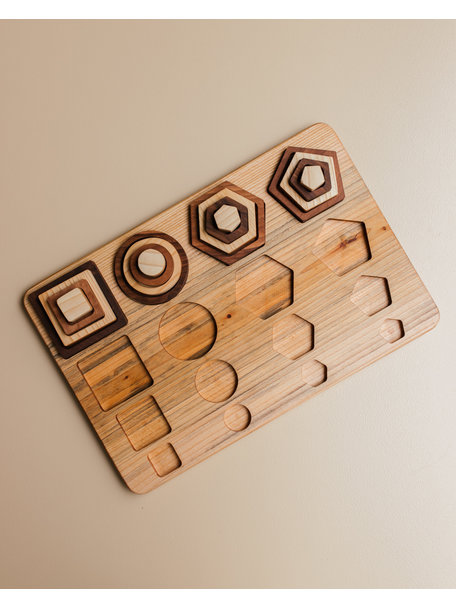 Spelenderwijs leren Wooden shapes puzzle