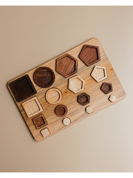 Spelenderwijs leren Wooden shapes puzzle