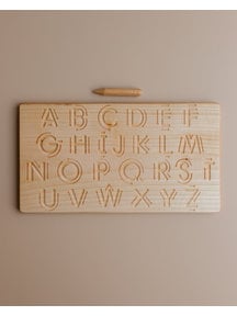Spelenderwijs leren Wooden alphabet tracing board - capital letters